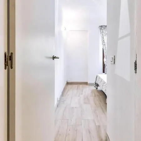 公寓 Two Bedroom With Wifi, Close To The Beach, In Playa De Americas 美洲海滩